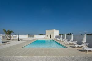 The swimming pool at or close to Villa Lupia