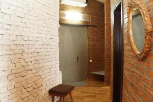 Un baño de "Tbilisi Heart" Apartment