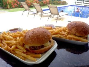 Comida in lodge ou em algum lugar perto