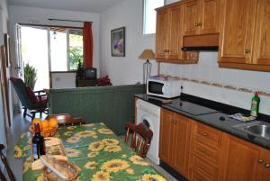 Kuchnia lub aneks kuchenny w obiekcie Casitas Rosheli