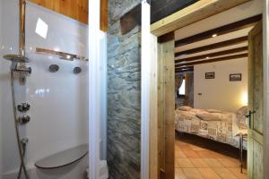 Ένα μπάνιο στο Chalet La Garde