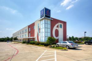 Afbeelding uit fotogalerij van Motel 6-Roanoke, TX - Northlake - Speedway in Roanoke