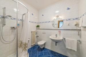 Koupelna v ubytování Hotel Windsor