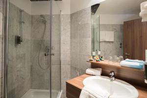 Un baño de Hotel Kongress