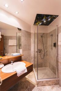 Un baño de Hotel Kongress
