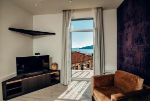 TV a/nebo společenská místnost v ubytování Apartments Master 5