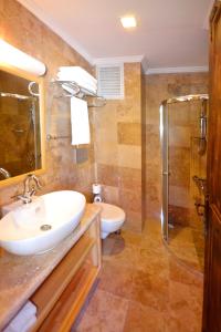Vannituba majutusasutuses Doada Hotel