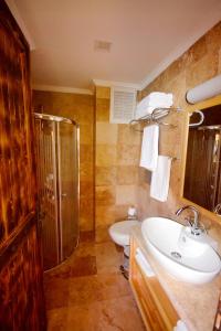 Vannituba majutusasutuses Doada Hotel