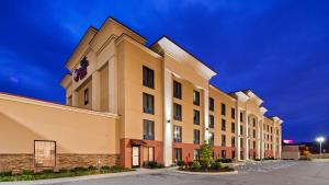 a rendering of a hotel at night at Best Western Plus Sunrise Inn in Nashville