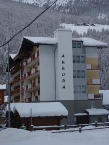 Haus Aurora im Winter