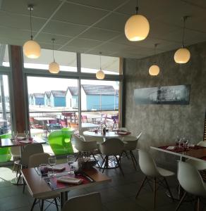 Restaurace v ubytování Le Port de Decize