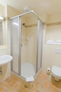 Koupelna v ubytování JUFA Hotel Neutal