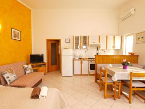 Zdjęcie z galerii obiektu Apartments Iva 1534 w Puli
