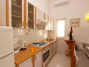 Zdjęcie z galerii obiektu Apartments Iva 1534 w Puli