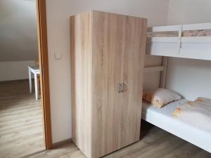 Voodi või voodid majutusasutuse Apartmány TAS toas