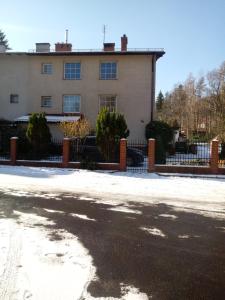 Budova, v ktorej sa apartmán nachádza