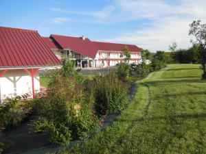 Zahrada ubytování Fasthotel Montmarault