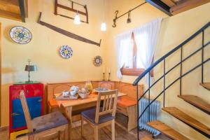 Ein Sitzbereich in der Unterkunft 113 Finca Can Roig ETV955 by Mallorca Charme