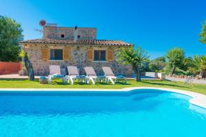 Der Swimmingpool an oder in der Nähe von 113 Finca Can Roig ETV955 by Mallorca Charme