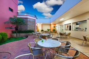 Patio nebo venkovní prostory v ubytování Carlton Plaza Hotel Uberlandia