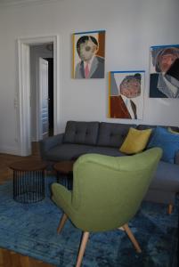 Ein Sitzbereich in der Unterkunft My Home in Vienna - Smart Apartments - Margareten