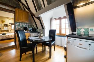 Køkken eller tekøkken på Toits et Moi