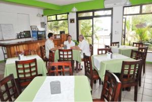 Veitingastaður eða matsölustaður á Hotel Santa Ana Liberia Airport