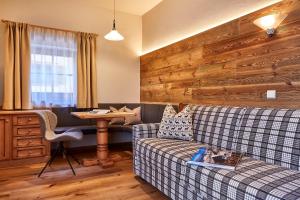 Istumisnurk majutusasutuses Hotel Marmolada