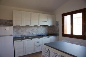 A cozinha ou cozinha compacta de Bados Mare
