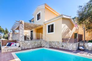 Bazén v ubytování Villas Muscalas by Konnect, 200m from the Beach nebo v jeho okolí