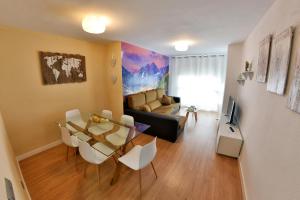 Posedenie v ubytovaní WonderStays Apartamento Boqueron