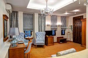 Una cocina o zona de cocina en Author Boutique Hotel (ex Golden Garden Boutique Hotel)