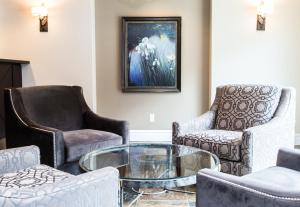 Posezení v ubytování Canterra Suites Hotel