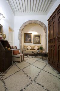 Ein Sitzbereich in der Unterkunft Riad Emotion