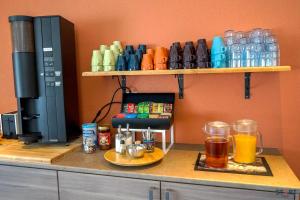 Fasilitas pembuat kopi dan teh di Start Keflavík Airport