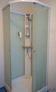 Kamar mandi di Start Keflavík Airport