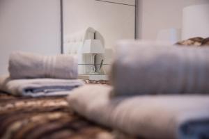 Posteľ alebo postele v izbe v ubytovaní Đeni luxury apartment