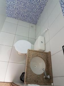 Kylpyhuone majoituspaikassa Residencial Candelária