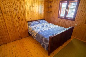 Letto o letti in una camera di Guest house Jezera