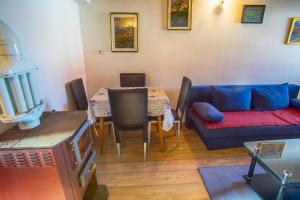 Area soggiorno di Guest house Jezera