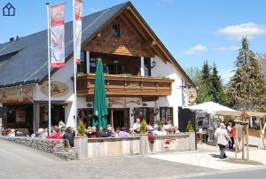 Photo de la galerie de l'établissement Apartments Golfhof, à Winterberg