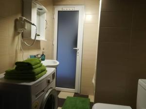 Koupelna v ubytování LukaDora + 37 fotografií