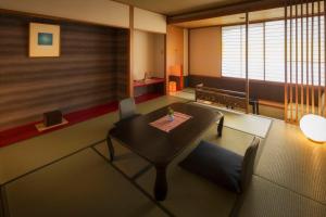Istumisnurk majutusasutuses Takamiya Hotel Lucent