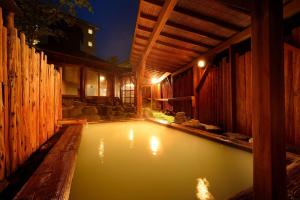 Bassein majutusasutuses Takamiya Hotel Lucent või selle lähedal
