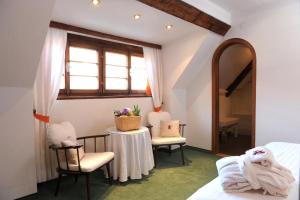 Posezení v ubytování Hotel Schloss Leonstain
