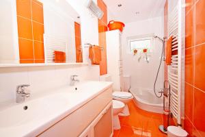 Koupelna v ubytování Apartman Diana + 37 fotografií