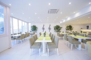 Εστιατόριο ή άλλο μέρος για φαγητό στο Oasis Porto Grande