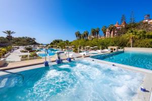 Bazén v ubytování Gran Tacande Wellness & Relax Costa Adeje nebo v jeho okolí