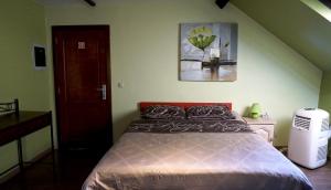 Postel nebo postele na pokoji v ubytování Apartments Marco Polo Midi