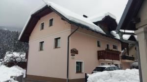 Gallery image of apartma Albina in Kranjska Gora +9 photos